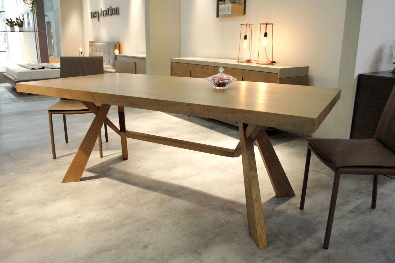 Dining table “Ifaistos”